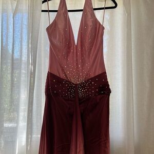 ✨STUNNING✨ Jovani halter gown! 2000’s Y2K pinks and burgundy ombré